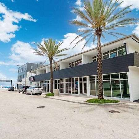 The Purple Pelican Beachfront With Ocean Balcony Unit 3 Fort Lauderdale Bagian luar foto