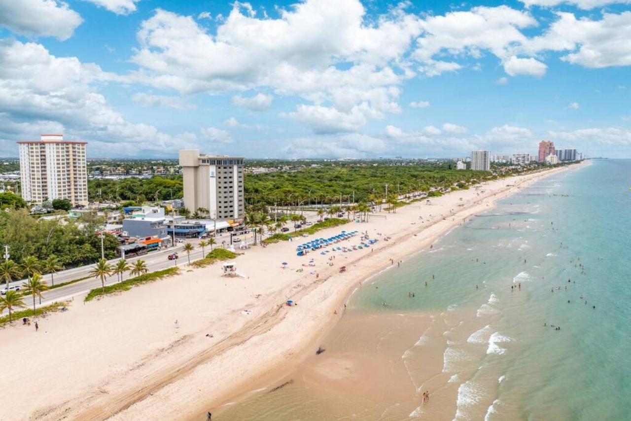 The Purple Pelican Beachfront With Ocean Balcony Unit 3 Fort Lauderdale Bagian luar foto