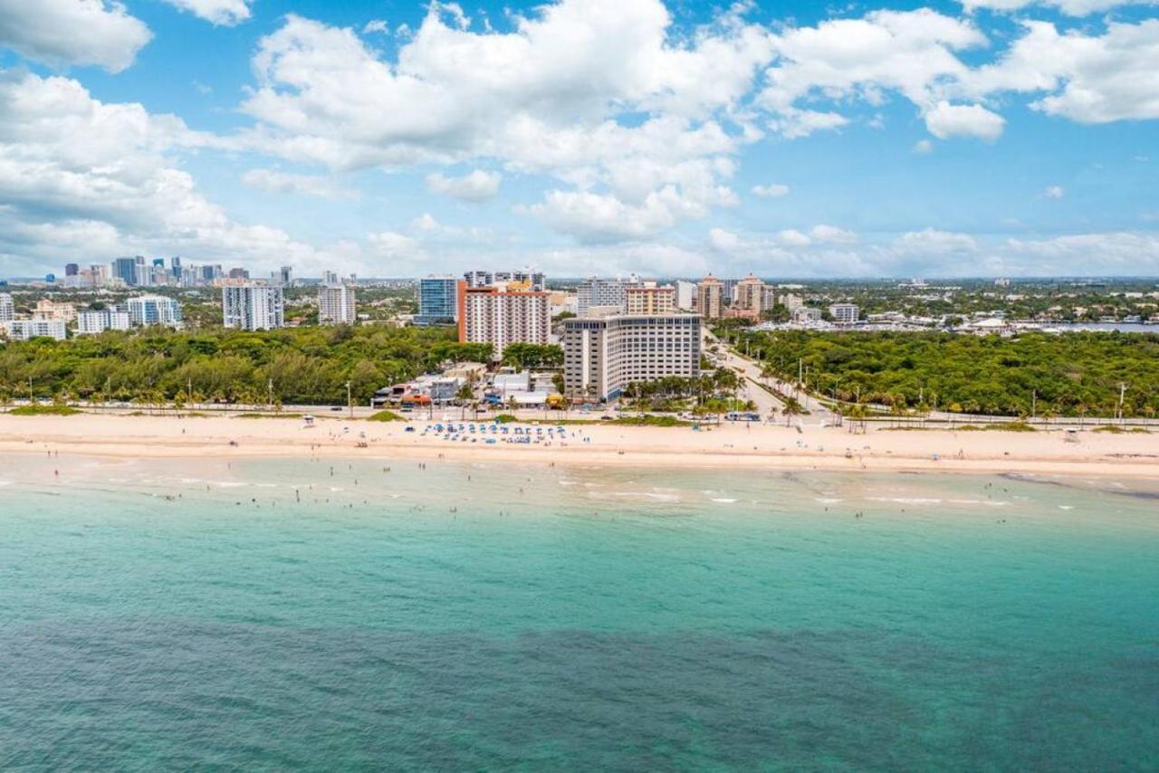 The Purple Pelican Beachfront With Ocean Balcony Unit 3 Fort Lauderdale Bagian luar foto
