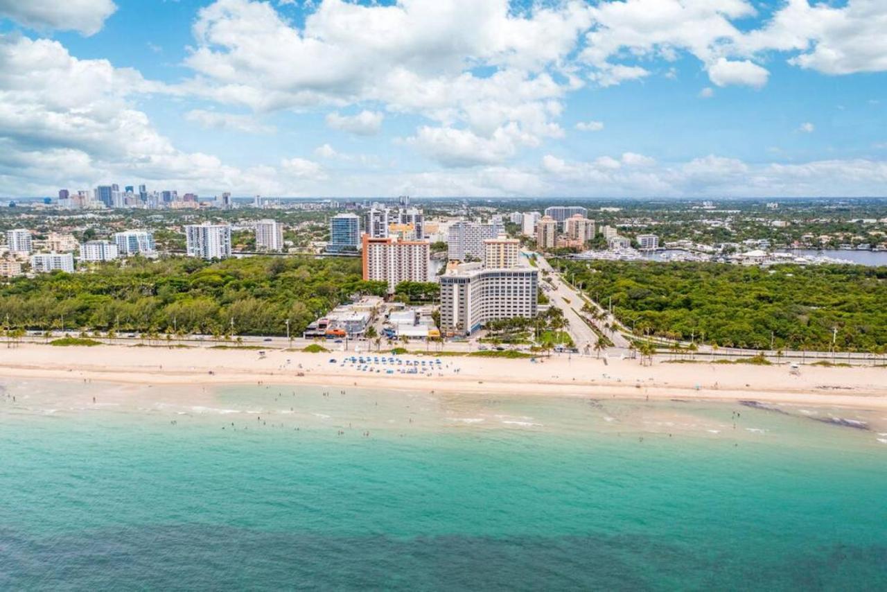 The Purple Pelican Beachfront With Ocean Balcony Unit 3 Fort Lauderdale Bagian luar foto