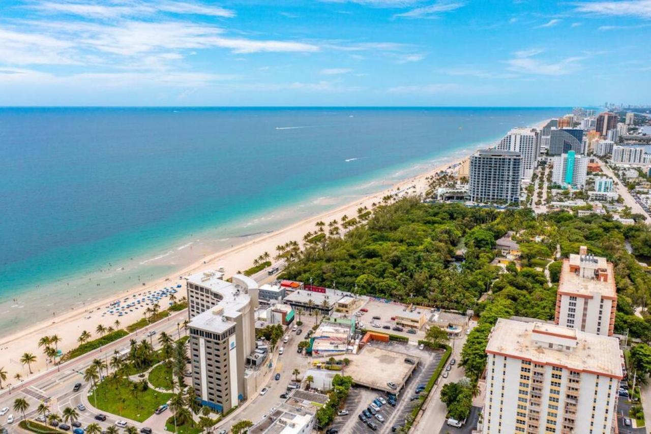 The Purple Pelican Beachfront With Ocean Balcony Unit 3 Fort Lauderdale Bagian luar foto