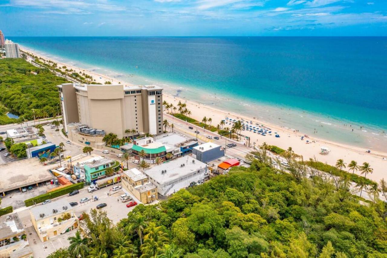 The Purple Pelican Beachfront With Ocean Balcony Unit 3 Fort Lauderdale Bagian luar foto